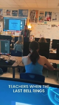 (SOUND)鐘が鳴るとすぐに逃げる生徒に怒る教師たち