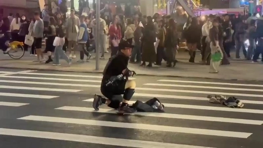 昨日、台湾の繁華街で刺殺事件が発生しました。