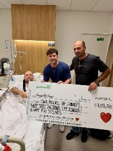 オーストラリアの海岸銃乱射事件の犯人を取り押さえた人物に関する最新情報