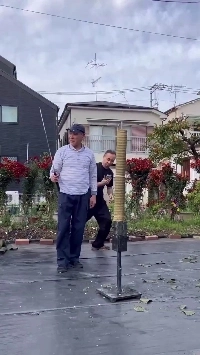 (SOUND)わら俵を切るのって難しくないですか？