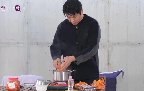 (SOUND)アン・ソンジェ ラーメンを茹でる時は麺が先、スープが先