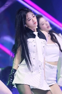 正直、チャン・ウォニョンよりまだ可愛いです。