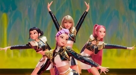 クリスマスシーズンの看板更新