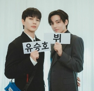 俳優ユ・スンホ vs BTS V、どちらがよりハンサムですか?