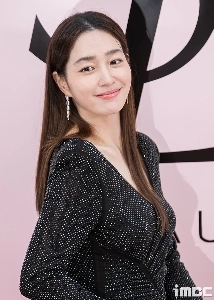 イ・ミンジョン vs アン・ウンジン