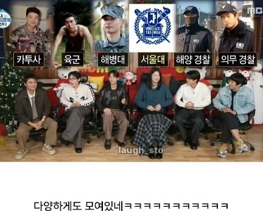 (一人暮らし) 軍服バトルが突然勃発 haha​​.jpg