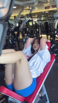 (SOUND)優しい顔してムチムチ下半身の体育会系女子