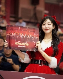 サンタガールアン・ジヒョンチアリーダーインスタグラム更新