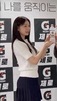 キム・ヨナは本物に似ている