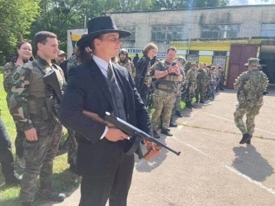 停滞水スペシャル。ドレスアップして一人で目立つようにしましょう。