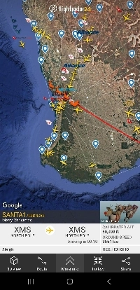 サンタクロースはオーストラリアの大陸空域を時速6500キロの速度で通過しています。