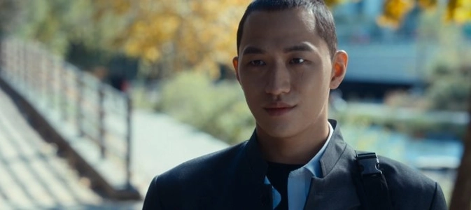 いかにも戦闘が得意そうな男。jpg