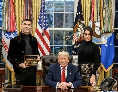 J.ランプ：韓国の真鍮の贈り物をよく受け取りました。お返しとしてギフトをお受け取りください。