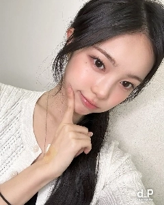 カリナはDaum SMセンターという名前の女性アイドルです。