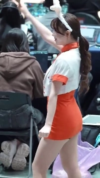 (SOUND)台湾でのキム・ナヨンチアリーダーの最近の姿