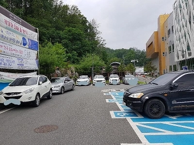 これは身障者用駐車スペースの妨害に当たりますか？