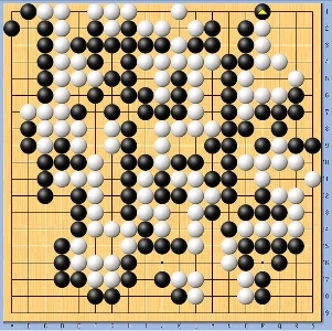 理不尽な攻撃を乗り越えようとする中国選手たちが崩れ落ちていく。