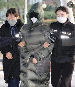 ファン・ハナのロング中綿が暖かそうだと話題になった。