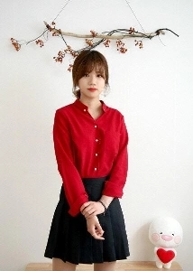 ひとつのキャラクターを上手に描くだけで年収数億を稼ぐ顔文字アーティスト。