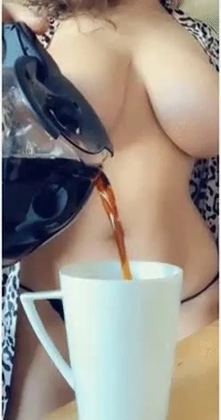 (SOUND)後）自信に満ちた天然乳女