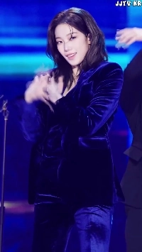 セラフィム カズハ ハンサム プリティ ベルベット フォーマル スーツ