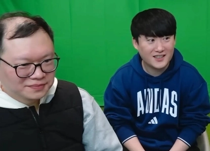 2人の配信者は同じ86歳だという。