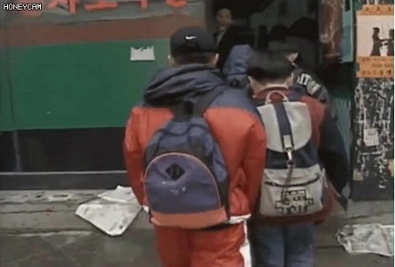 80 年代と 90 年代にエチケットを学んだ場所.gif