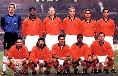 こちらは1998年のオランダ代表。