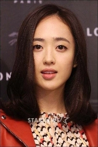 正直、キム・ミンジョンが子役ではなく大人としてデビューしていたら、芸能界は破滅していたかもしれない。