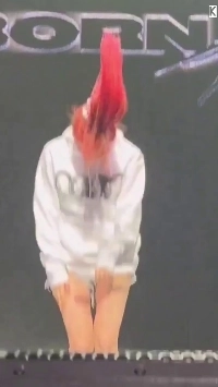 (SOUND)想像以上に細い体型のITZYユナ