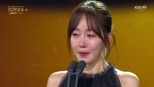 (SOUND)オム・ジウォンの大賞に対する思いㄷㄷ.mp4