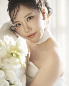 「ミス・トロット4」キム・ヒジン、電撃結婚発表。 12年間の恋人から夫婦へ