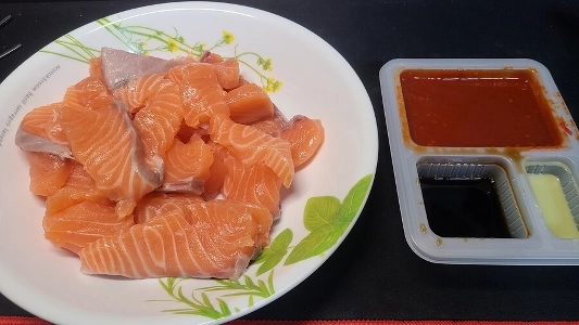 家の前にある無人の鮭屋は楽しかったです。