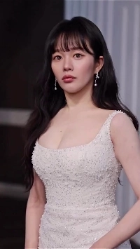 (SOUND)俳優チョン・ジソのドレスボディ