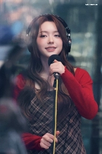 [フィフティフィフティ] ムーンシャネル