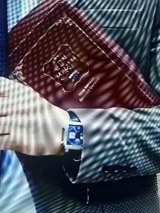 時計に詳しい人はいますか？