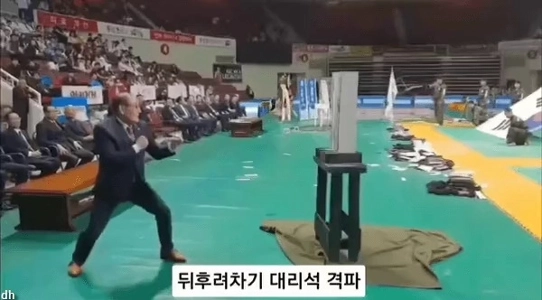 格闘技界で高齢者と会うのを避けるべき理由