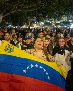 世界中のベネズエラ人がマドゥロ大統領の退陣を支持