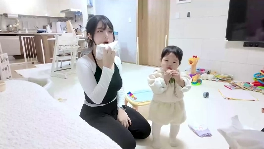 (SOUND)日本人の妻が夫を騙して牛乳だと思い込ませ母乳を飲ませた