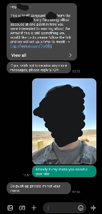 間違ったテキスト メッセージを送信した米軍の新兵募集担当者.jpg