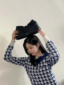 [IZ*ONE]キム・ミンジュのインスタグラム投稿