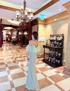 私の妹は人妻なのでさらに魅力的です。