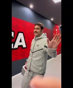 (SOUND)今日のスペインレアルマジョルカチームのユニフォームはははは