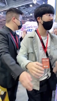 (SOUND)ファンカムが彼らをフォローしている理由がわかりました。