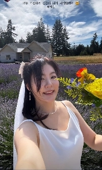 元スチュワーデスのオクスンさんが結婚する。