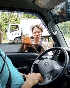 信頼性99.9%の天然はちみつ