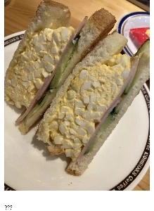 レストランのメニュー写真に騙された