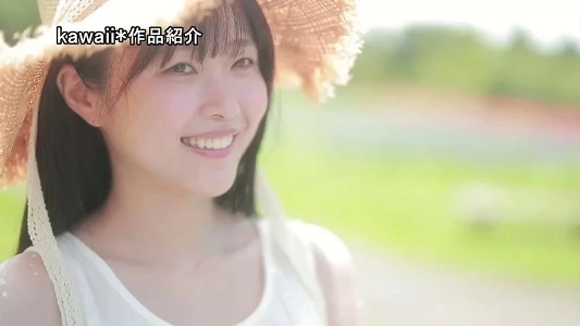 1億人に1人の美少女、蒼坂あおい