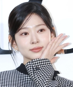 今日のディオール・ソンス キム・ミンジュㄷㄷ