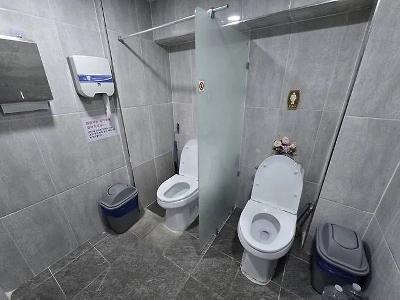 衝撃的な望遠洞カフェのトイレ